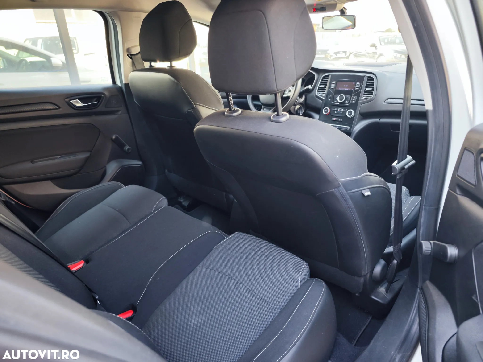 Renault Megane - 24