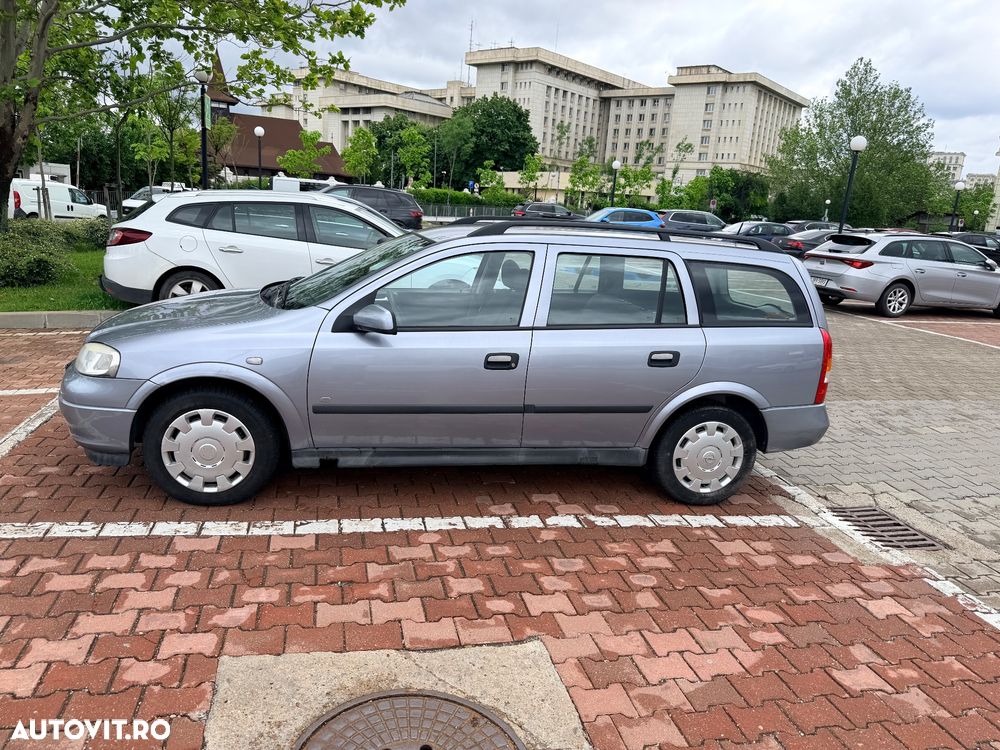 Opel Astra 1.6i Cosmo - 5