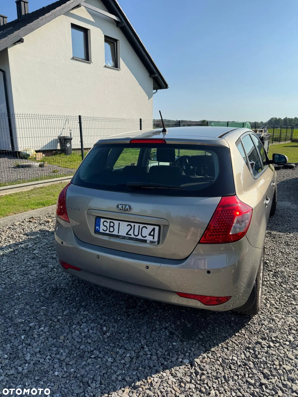 Kia Ceed - 4