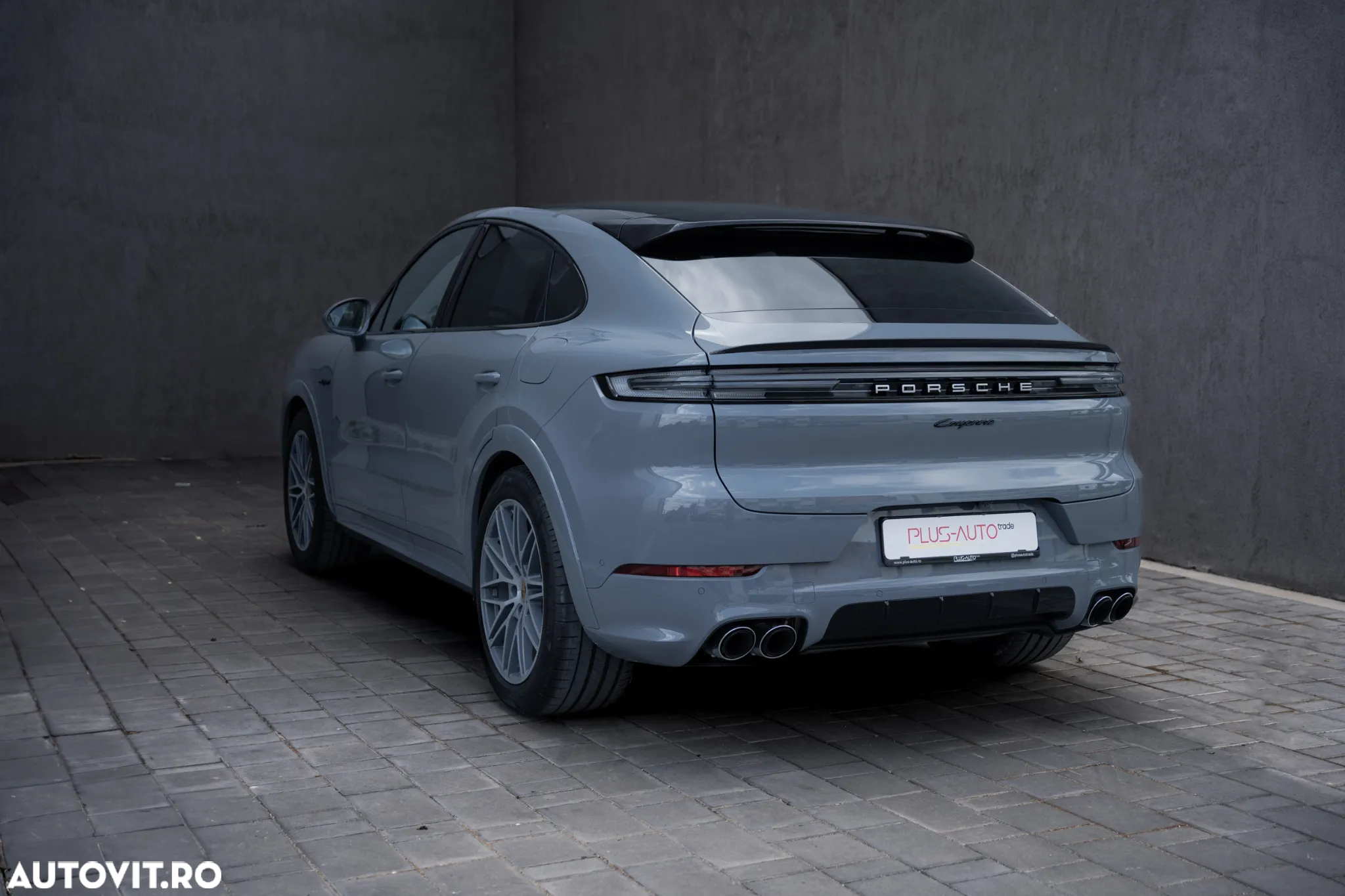 Porsche Cayenne Coupe - 13