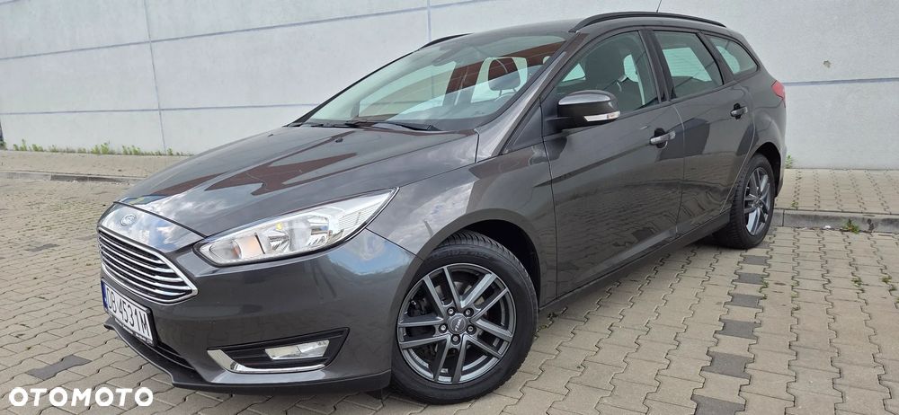 Ford Focus 1.0 EcoBoost Titanium - 4