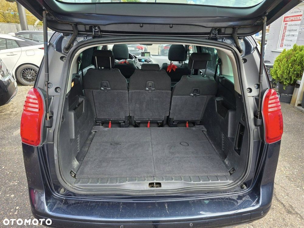 Peugeot 5008 HDI FAP 115 Family - 30