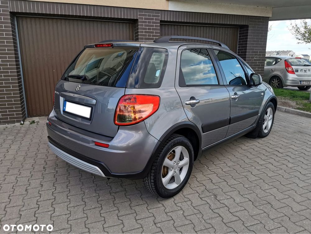 Suzuki SX4 1.9 DDiS DPF Streetline 4x2 Club - 35