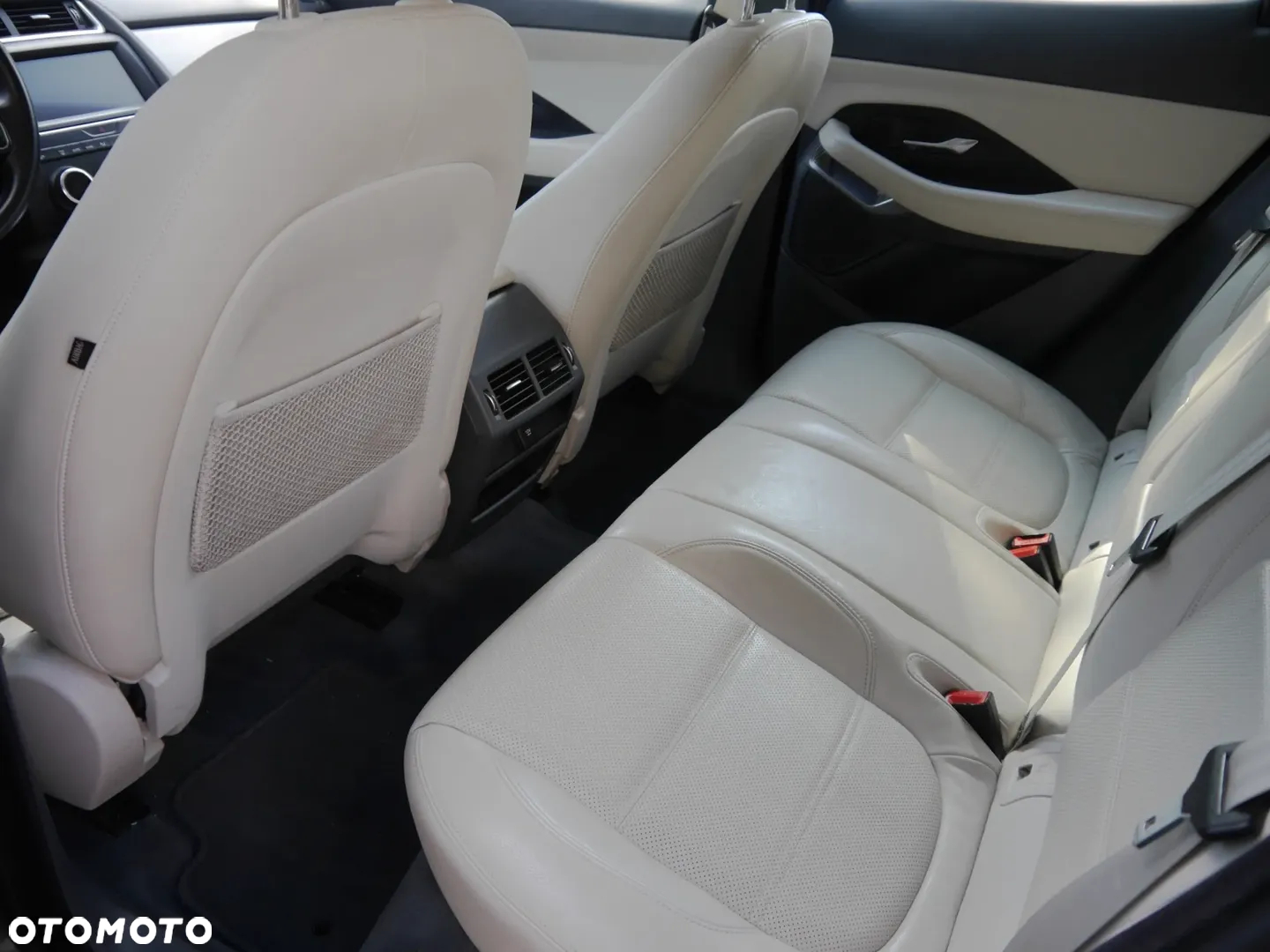 Jaguar E-Pace 2.0 i4D AWD S - 4