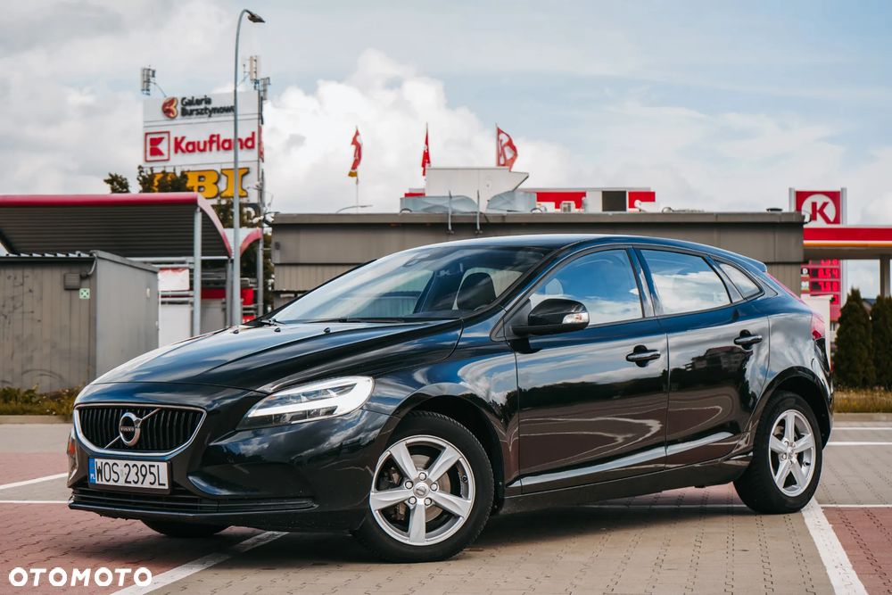 Volvo V40 D2 Momentum - 8