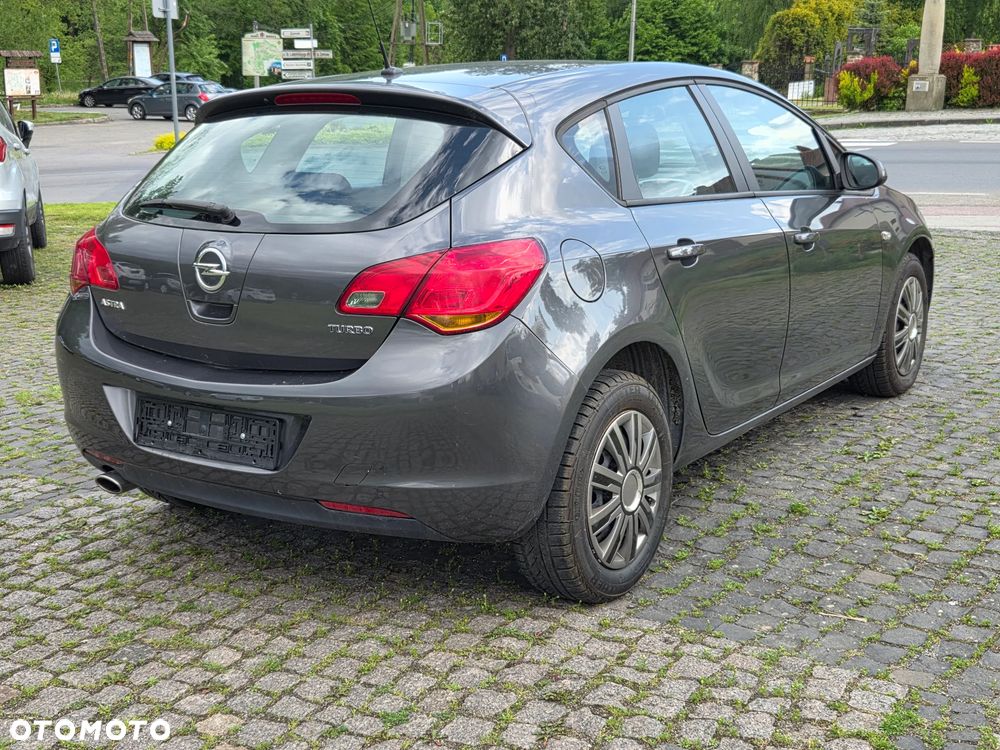 Opel Astra 1.6 T Enjoy - 7