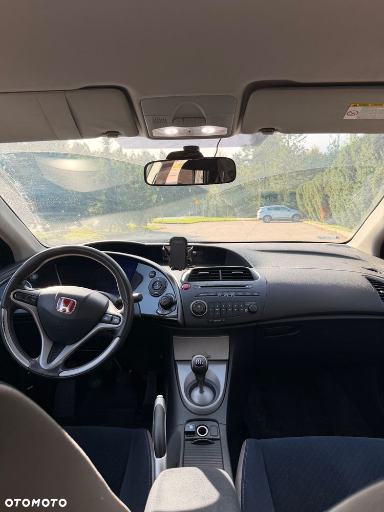 Honda Civic 1.8 Executive - 5