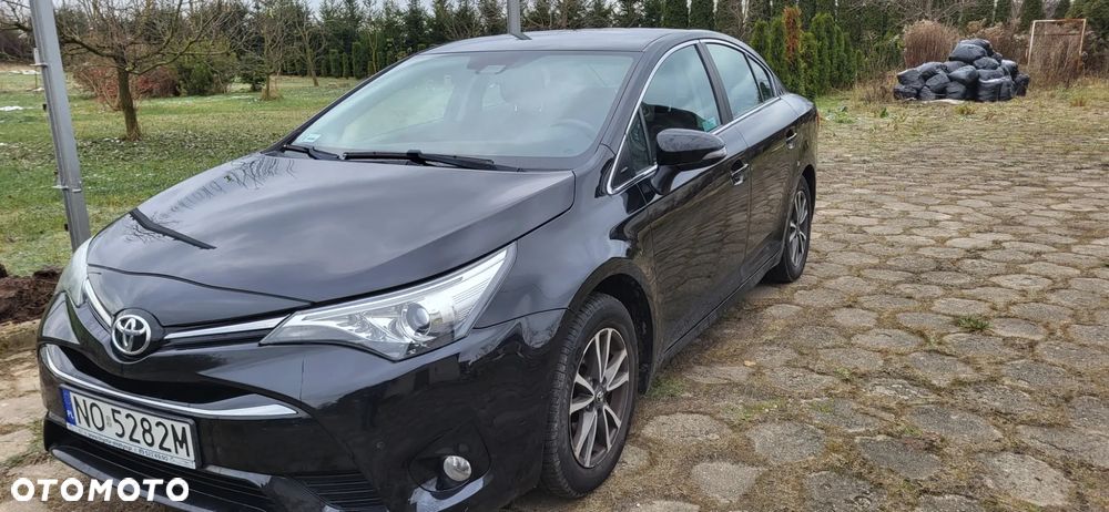 Toyota Avensis 1.8 Premium - 6