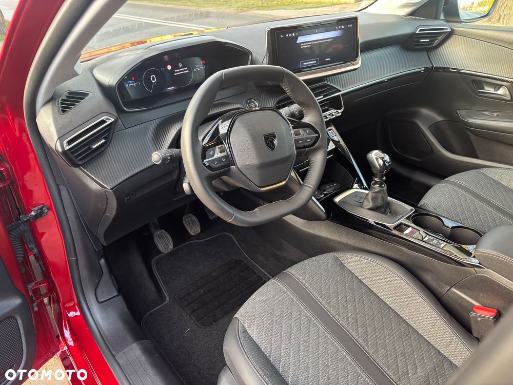 Peugeot 208 1.2 PureTech Allure S&S - 24