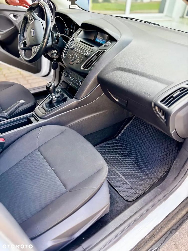 Ford Focus 1.5 TDCi Trend - 10