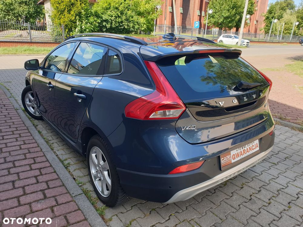 Volvo V40 Cross Country D2 Plus - 19