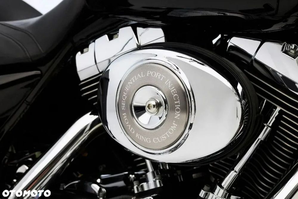 Harley-Davidson Touring Road King - 11