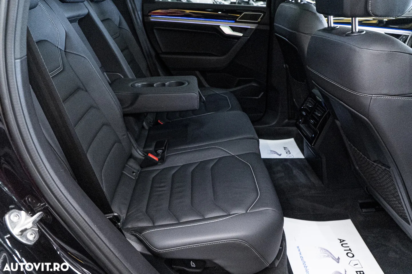 Volkswagen Touareg 3.0 V6 TDI 4Motion DPF Automatik R-Line - 8