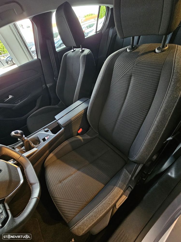 Peugeot 308 1.2 PureTech Active Pack - 9