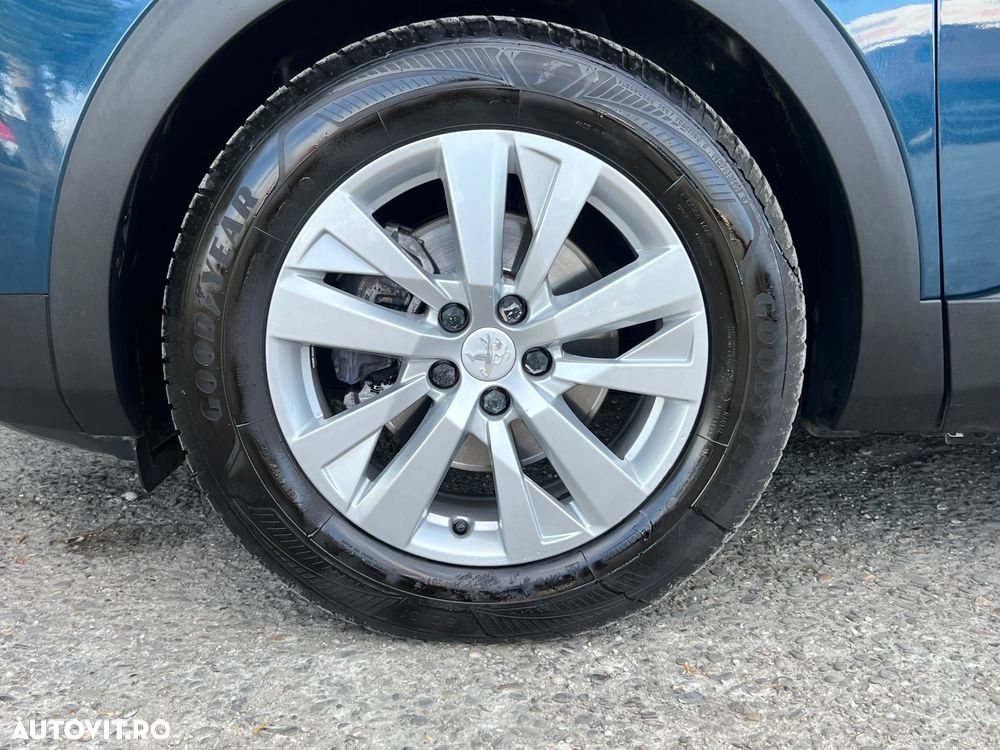 Peugeot 3008 1.5 BlueHDI 130 EAT8 Active Pack - 28