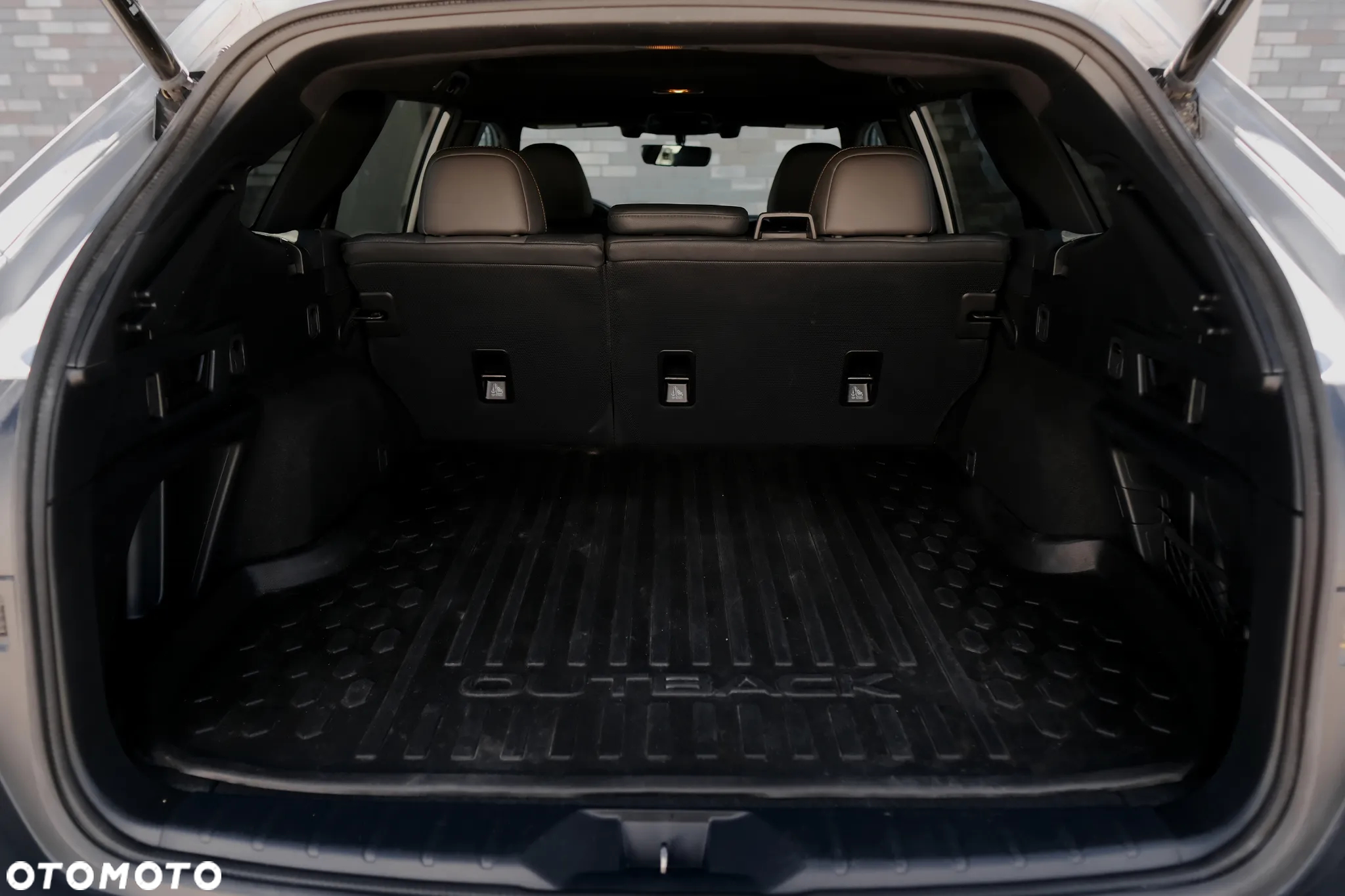 Subaru Outback - 20