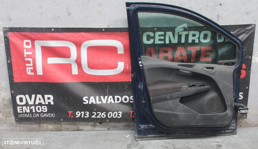 Porta da Frente do Lado Esquerdo Ford Connect - 2