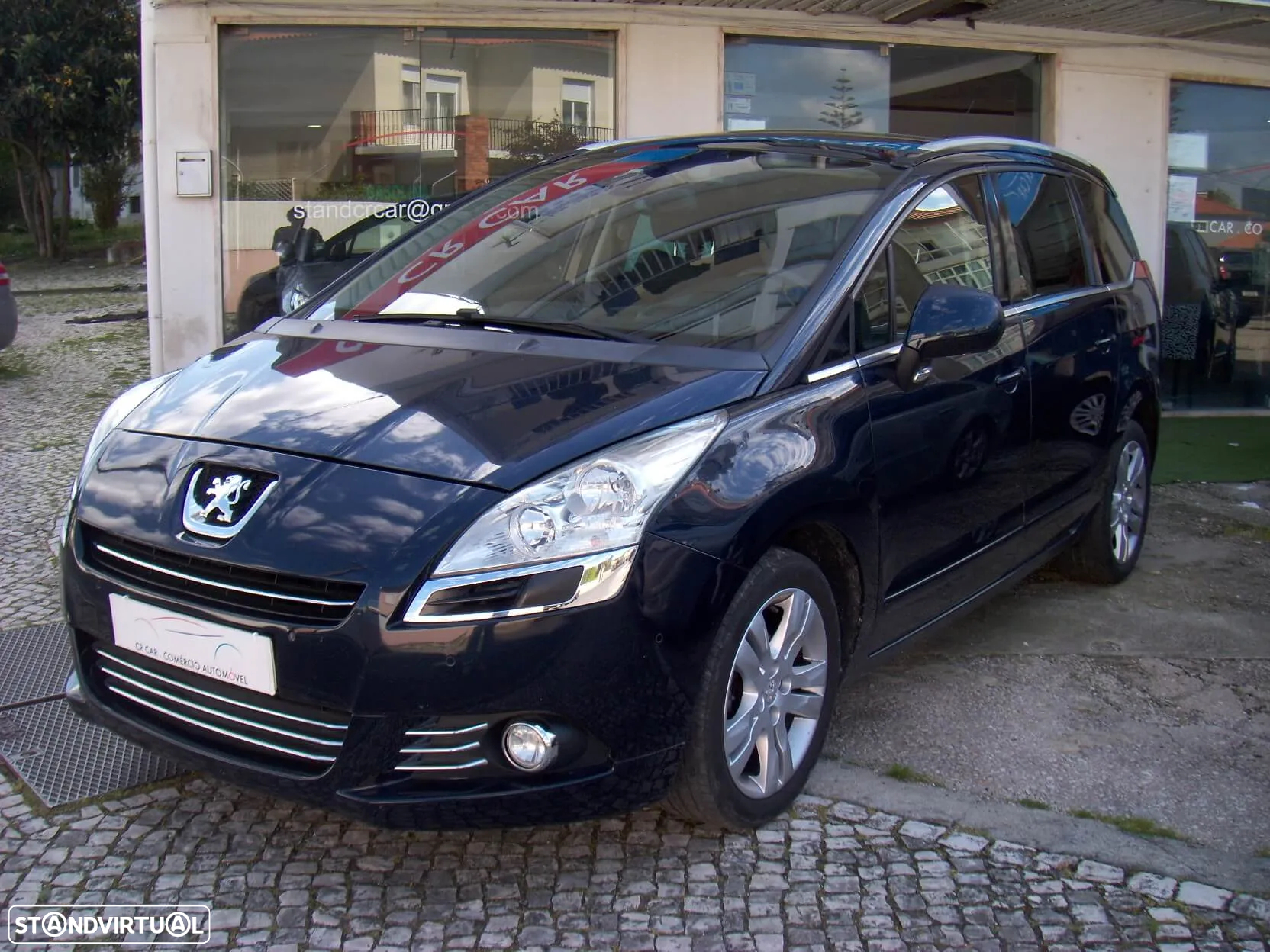 Peugeot 5008 1.6 HDi Executive JLL17 - 2