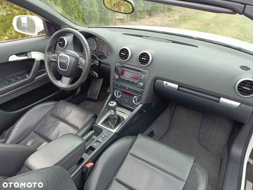 Audi A3 Cabrio 1.6 TDI DPF Attraction - 6