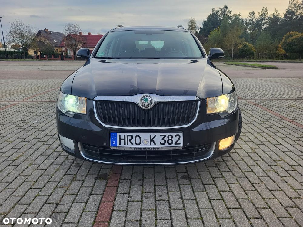Skoda Superb 2.0 TDI Comfort DSG - 2
