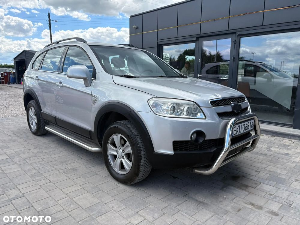Chevrolet Captiva 2.4 2WD 7 Sitzer LS - 1