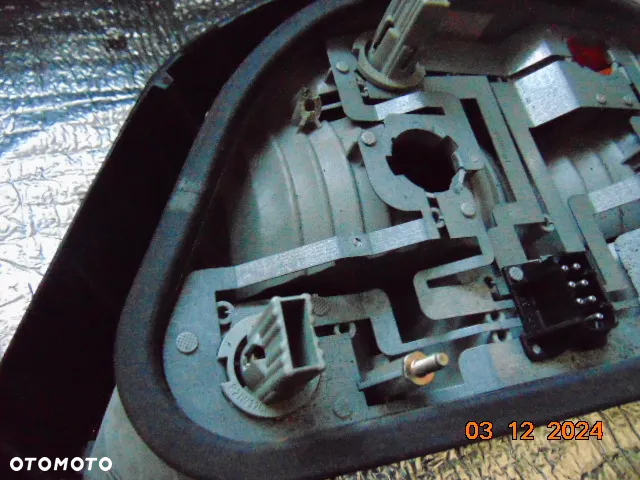 BMW 7 e38 LIFT LAMPY Lampa TYLNA LIFT LED PRAWA TYŁ PRAWY ORYGINAŁ styki OK - 6