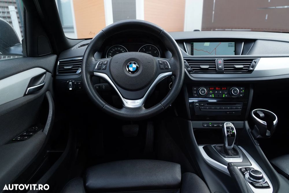 BMW X1 xDrive20d Aut. Sport Line - 12