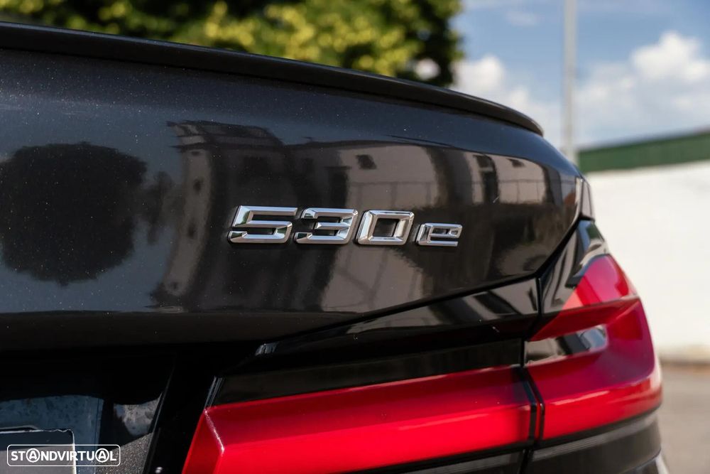 BMW 530 e Pack M - 43