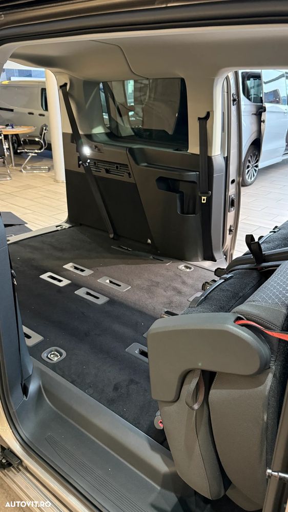 Ford Tourneo Connect 1.5L LWB PHEV Titanium - 21