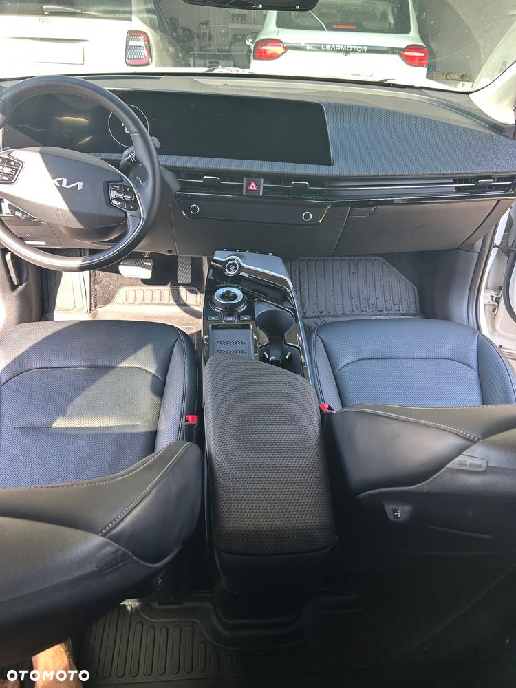 Kia EV6 77.4kWh Plus - 28
