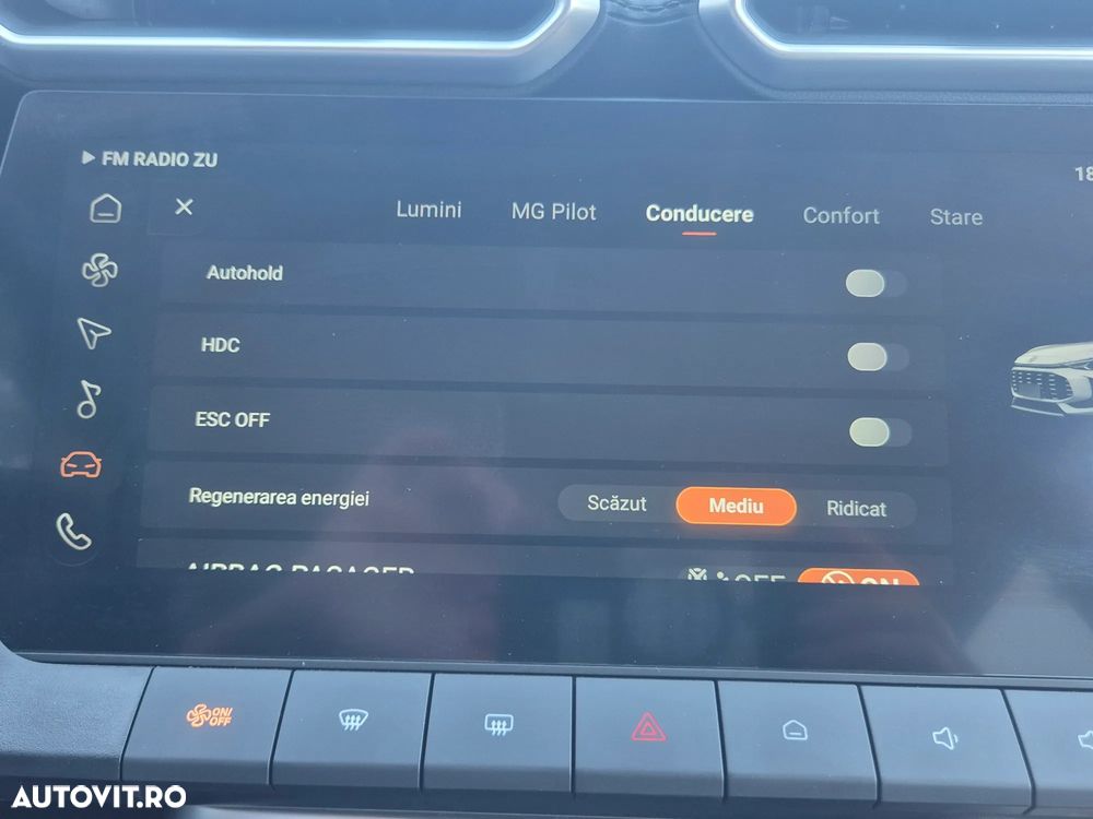 MG ZS HEV 1.5 GSI AT Exclusive - 24