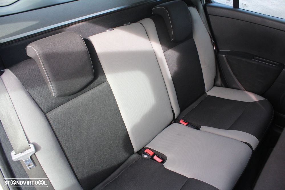 Renault Clio Break - 28