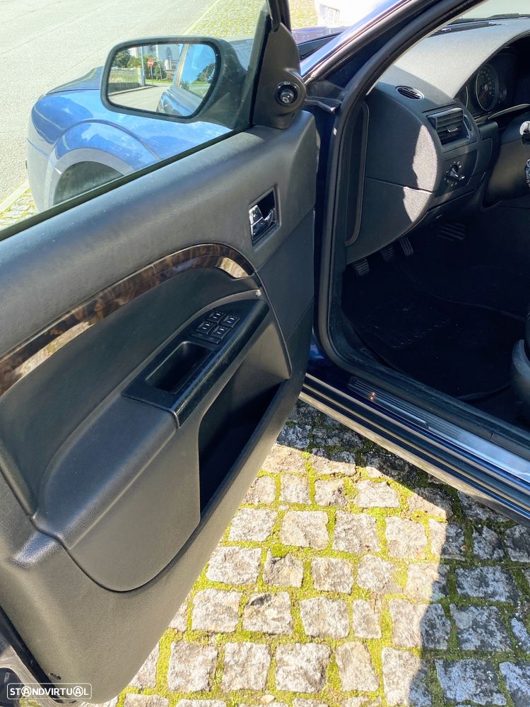 Ford Mondeo SW 2.0 TDCi Ghia - 9