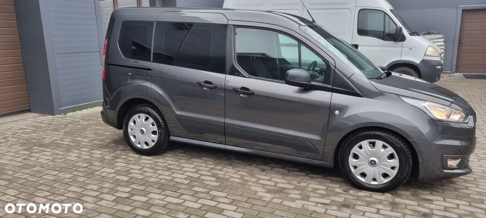 Ford Transit Connect - 8