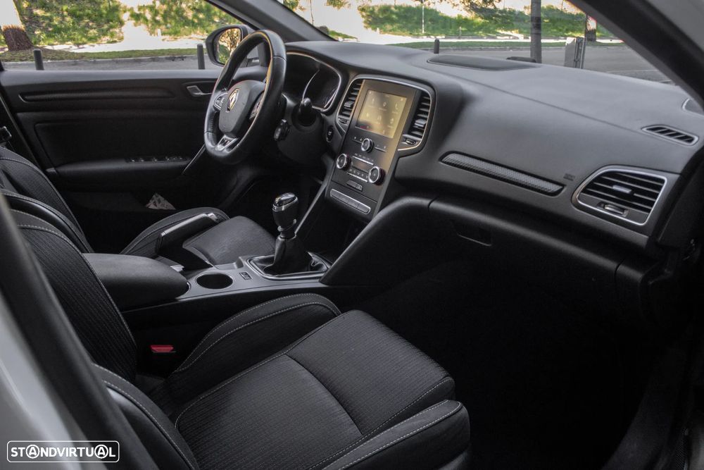 Renault Mégane 1.5 dCi Confort - 24