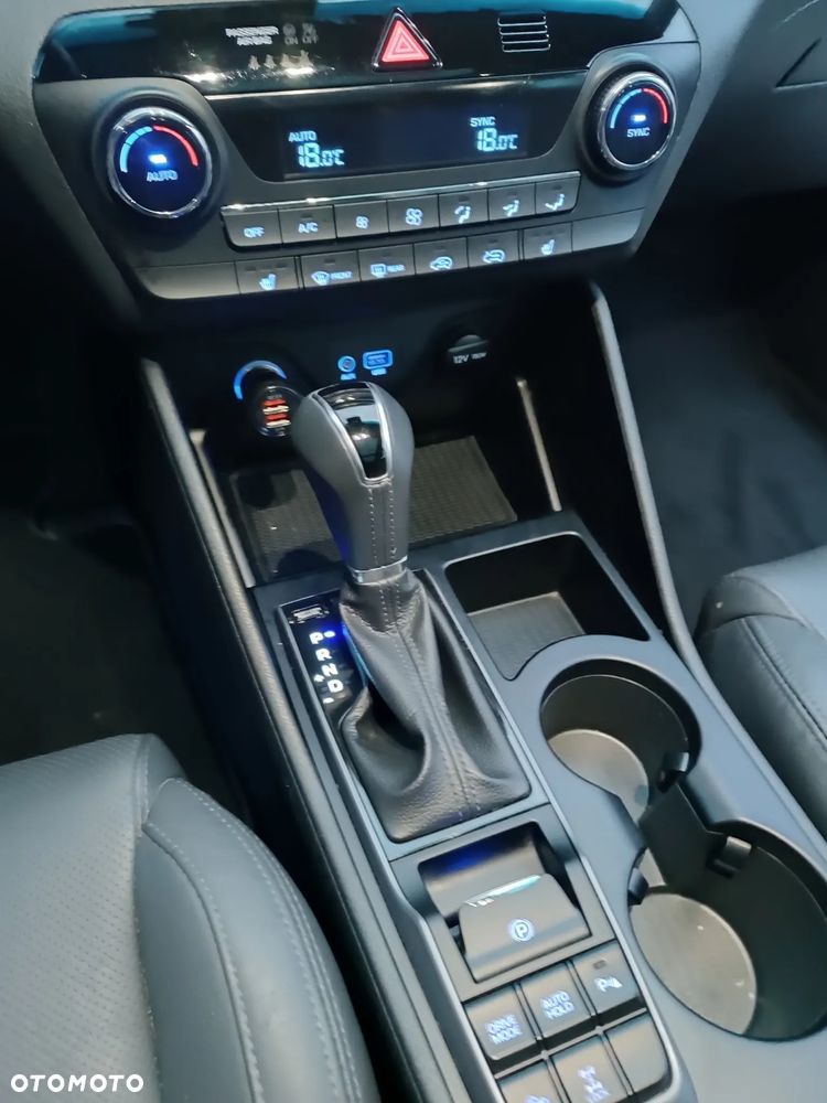 Hyundai Tucson 1.6 Turbo 4WD DCT Premium - 11