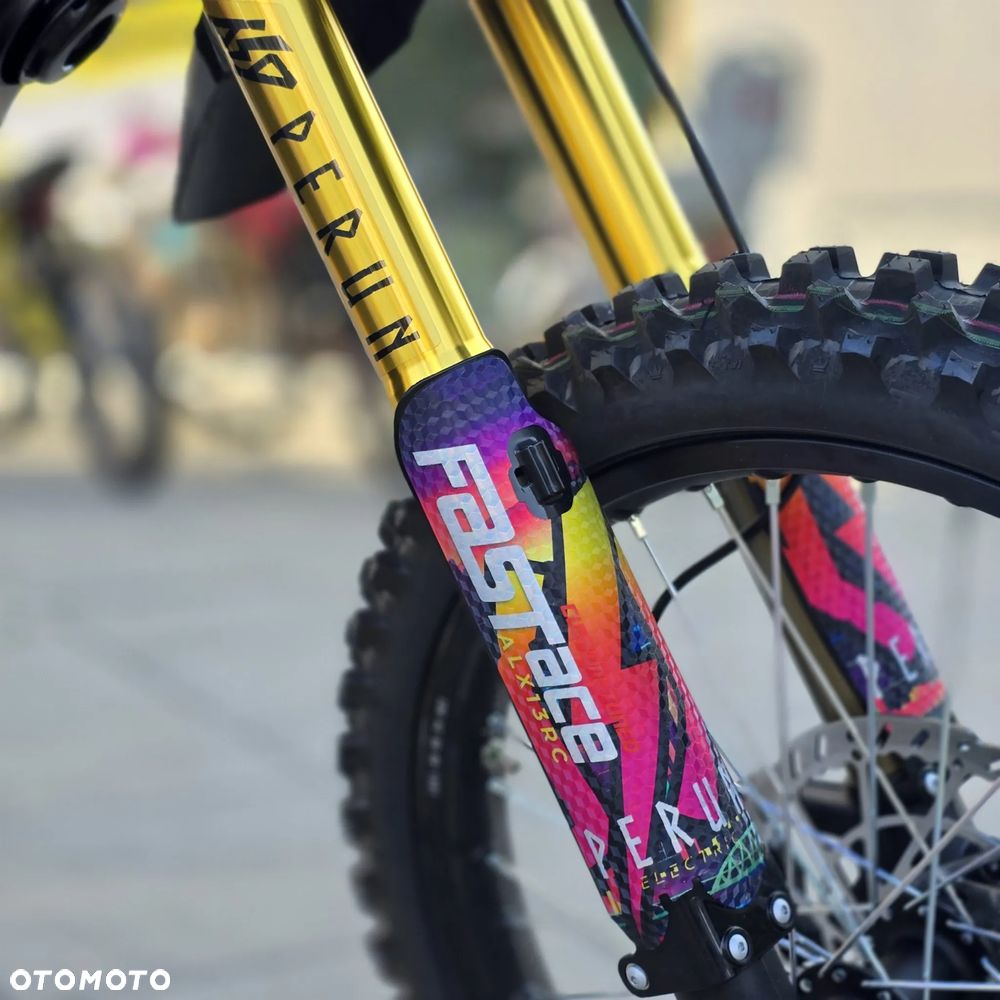 Talaria Sting R - 10