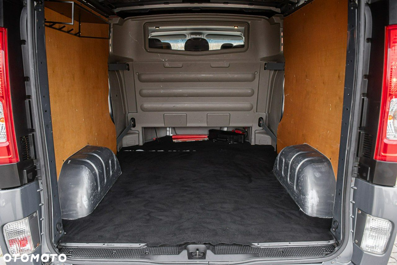 Renault Trafic - 9