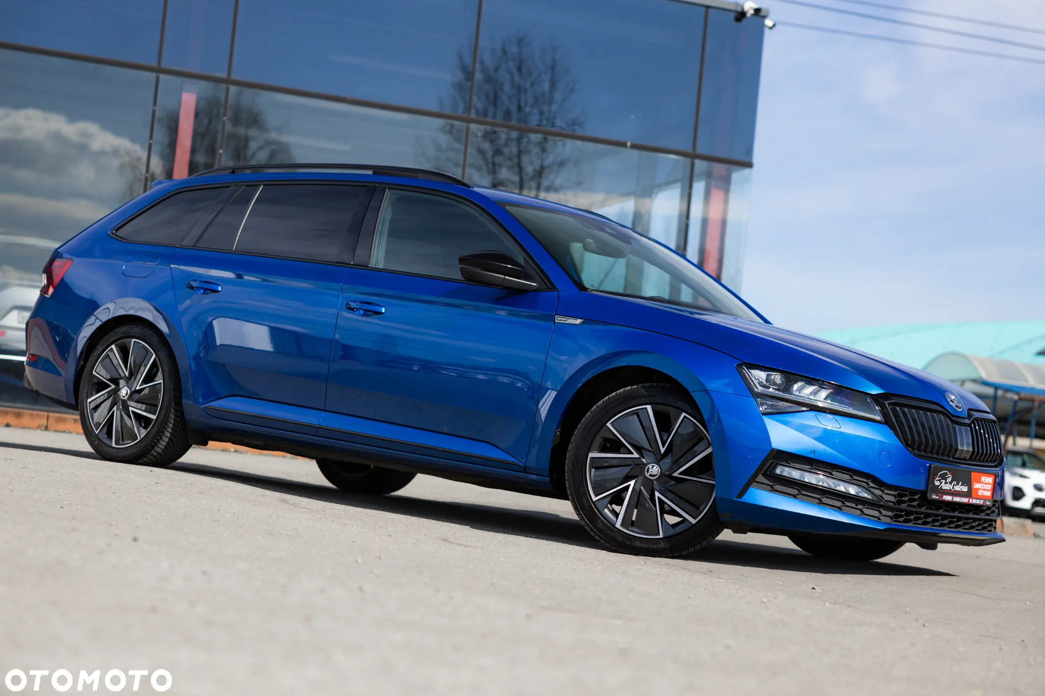 Skoda Superb 2.0 TDI DSG Sportline - 7