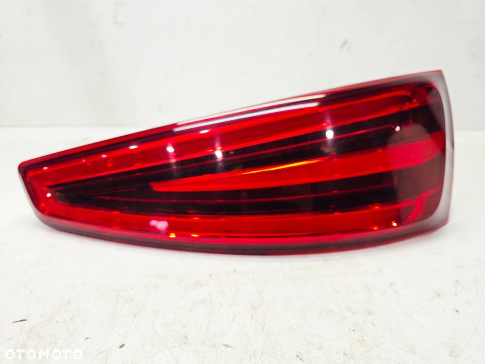 LAMPA PRAWY TYŁ LED AUDI Q3 8U 8U0945094H - 6