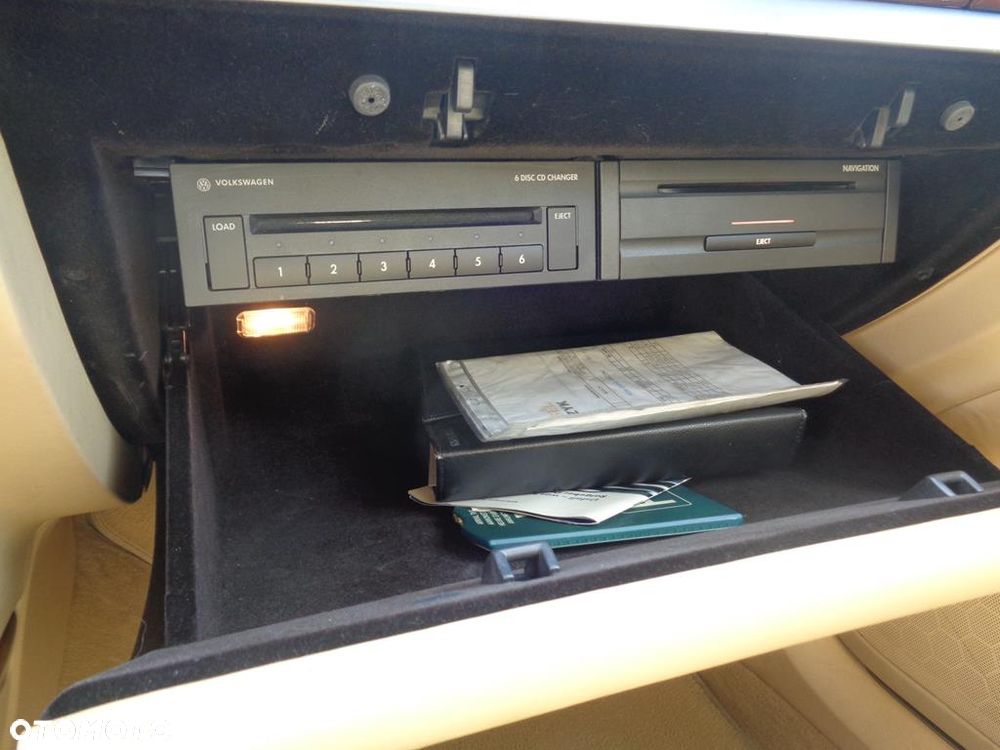 Volkswagen Phaeton 3.0 V6 TDI 4Mot (5 os.) - 28