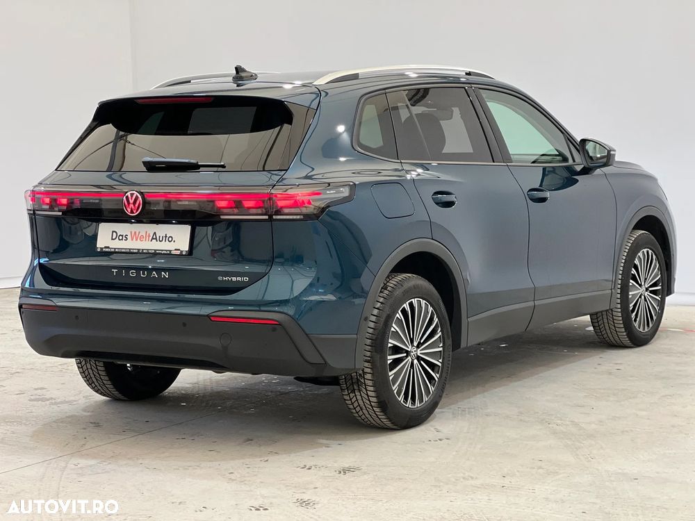 Volkswagen Tiguan - 37