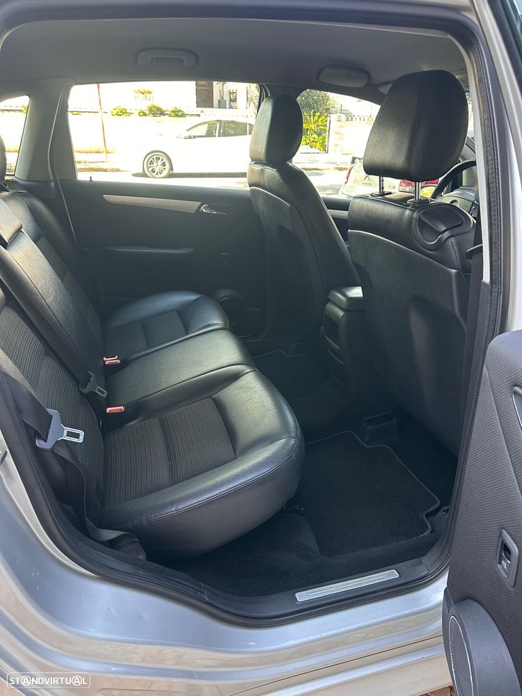 Mercedes-Benz B 200 CDi - 13
