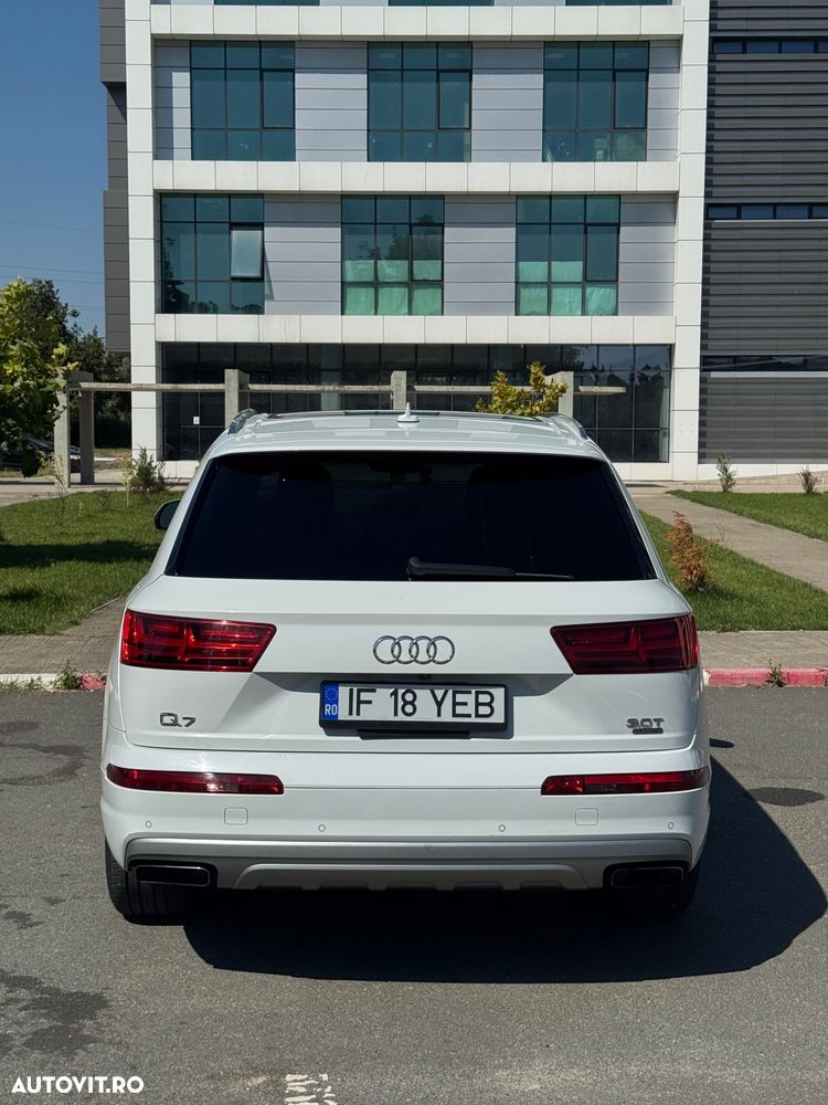Audi Q7 3.0 TFSI Quattro Tiptronic - 6