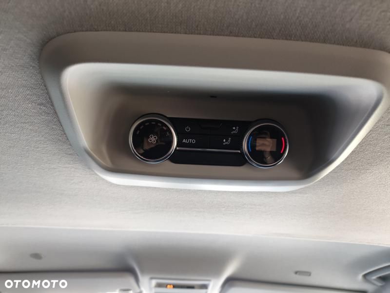 Volkswagen Caravelle 2.0 TDI L2 Style - 39