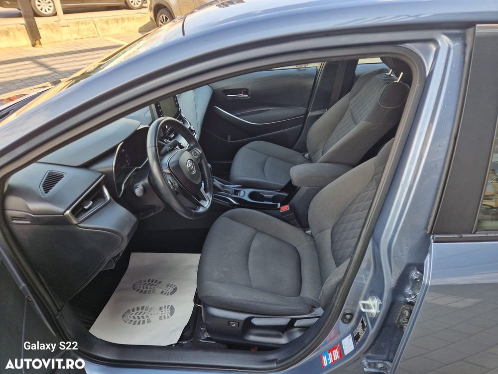 Toyota Corolla 1.8 HSD Dynamic - 9