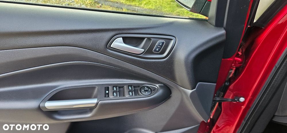 Ford Kuga 2.0 TDCi 4x2 ST-Line - 17