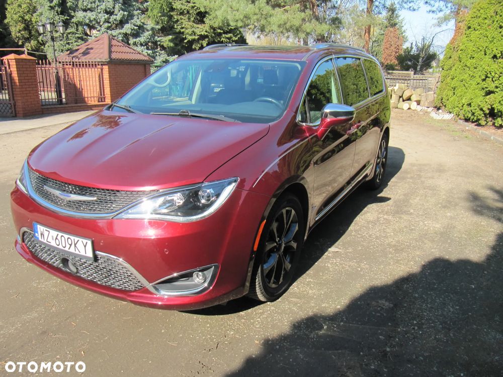 Chrysler Pacifica - 9