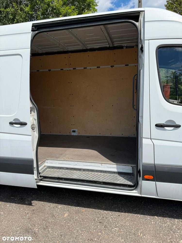 Mercedes-Benz SPRINTER - 9