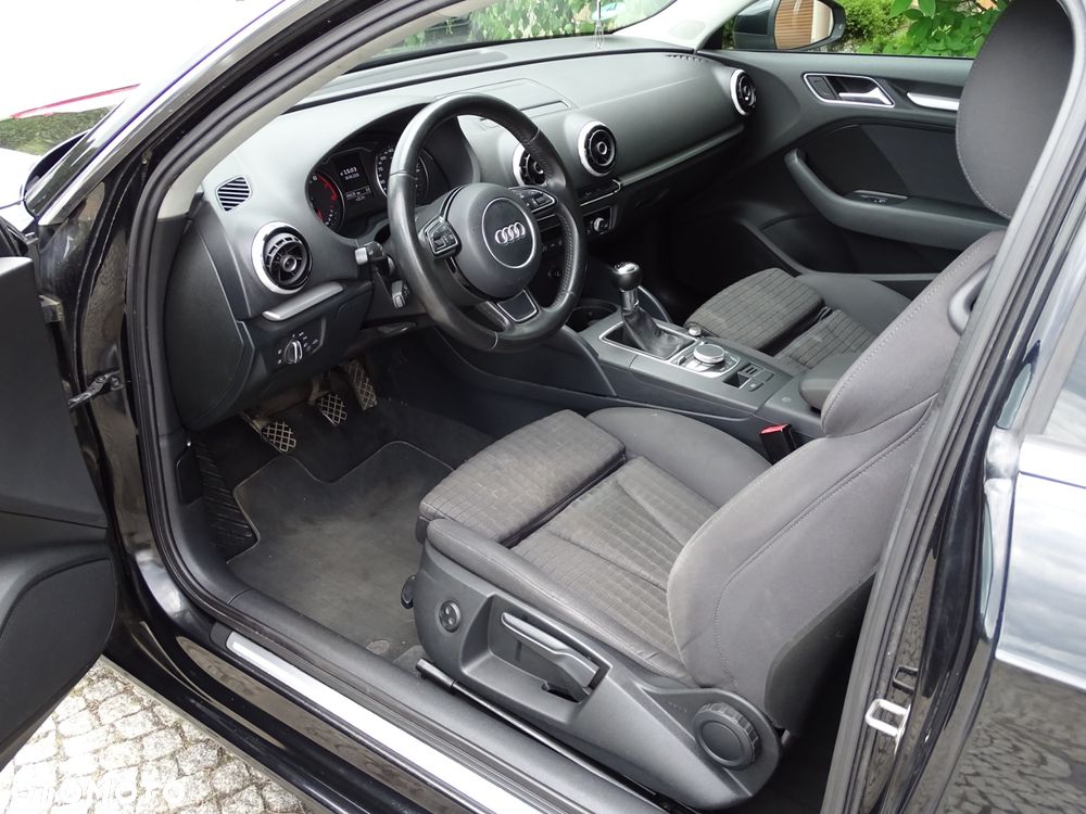 Audi A3 3-drzwiowe 1.4 TFSI S line Sportpaket - 15